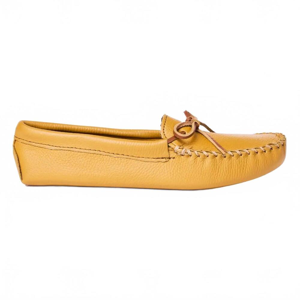 NEW MINNETONKA men's double deerskin softsole moccasins in natural